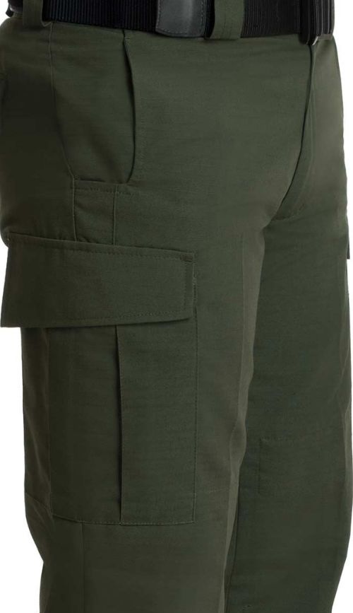 Close Up image of BDU pants using Blauer TenX fabric